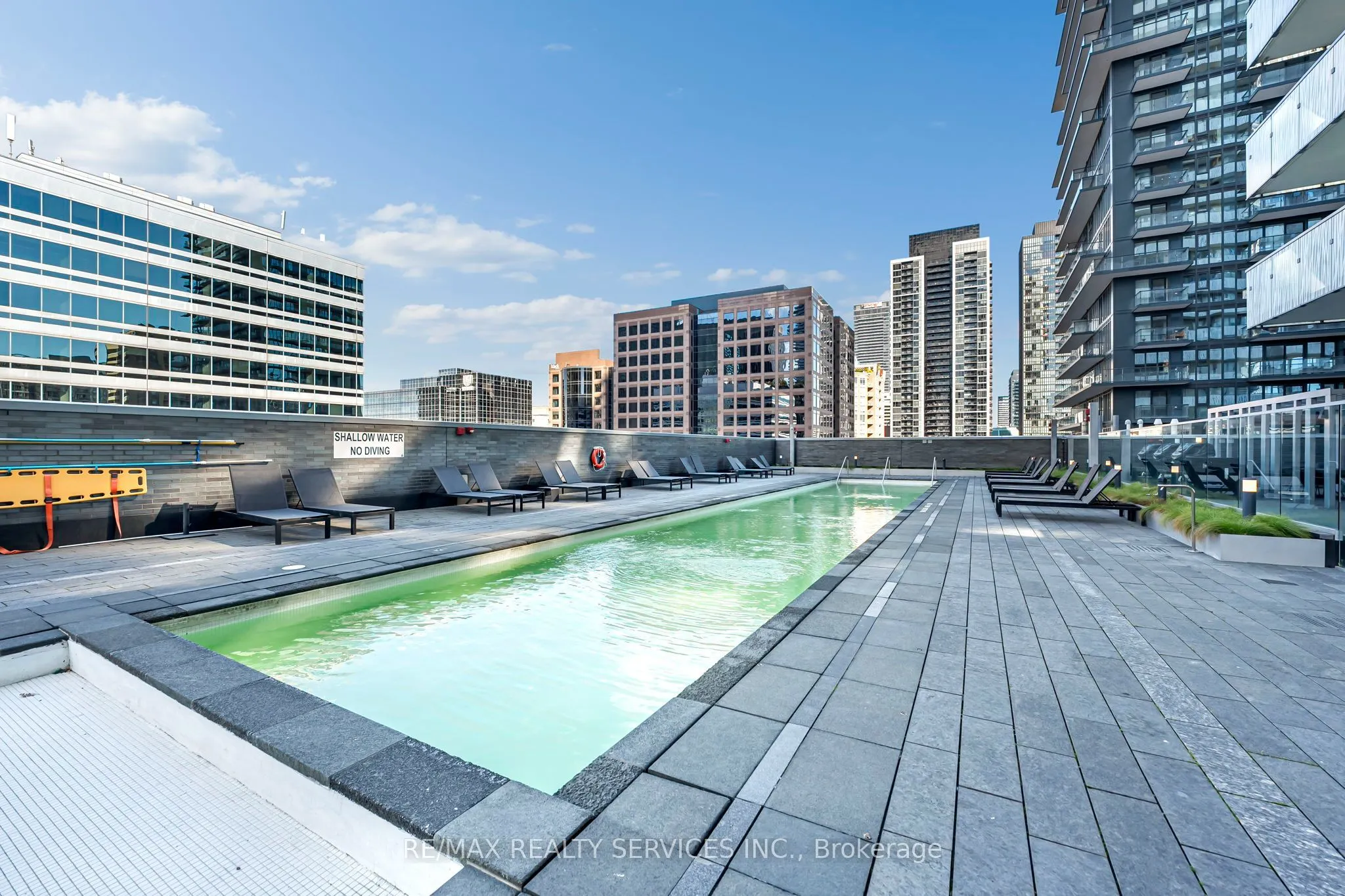 50 Charles Street E #711