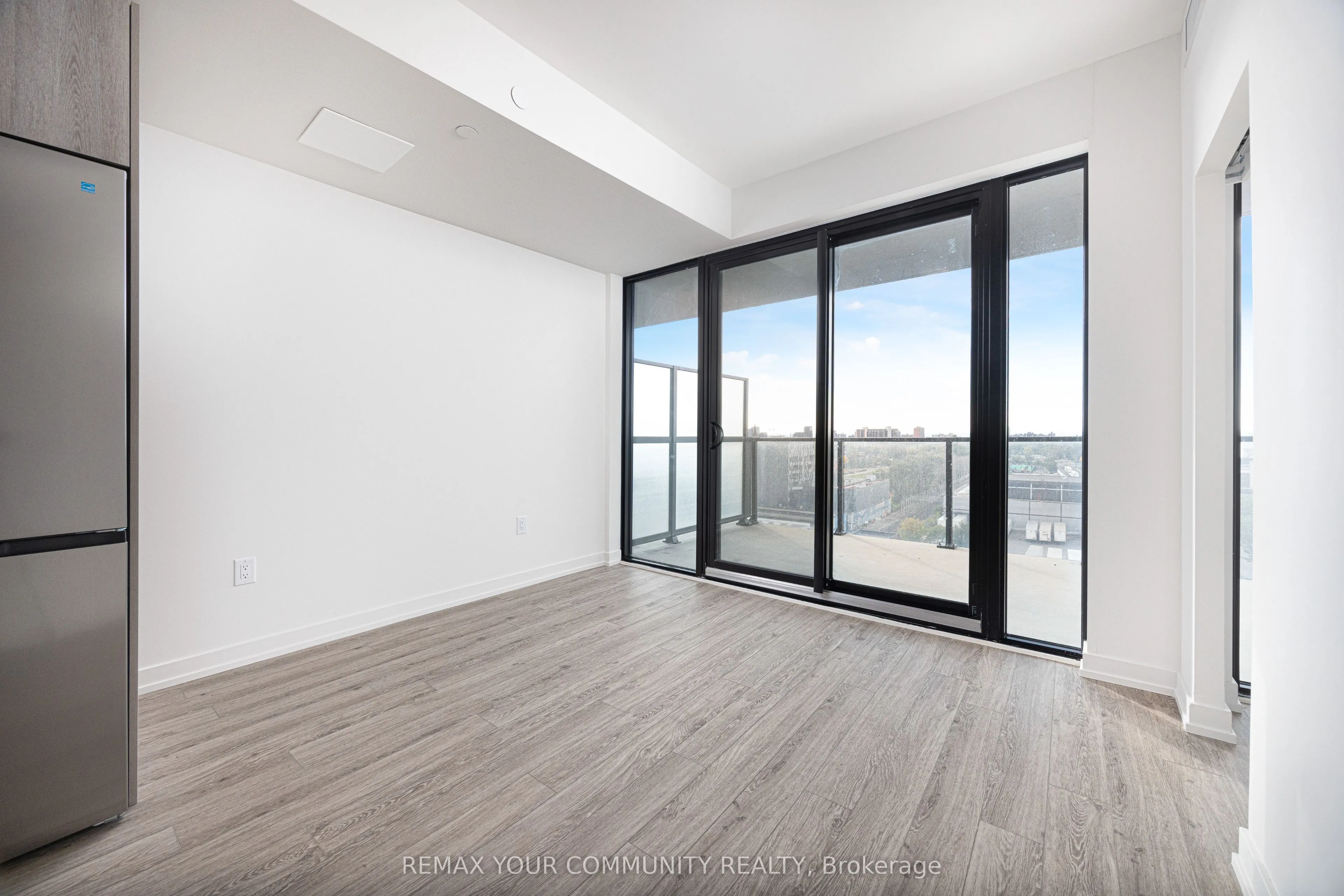 181 Sterling Road #1005