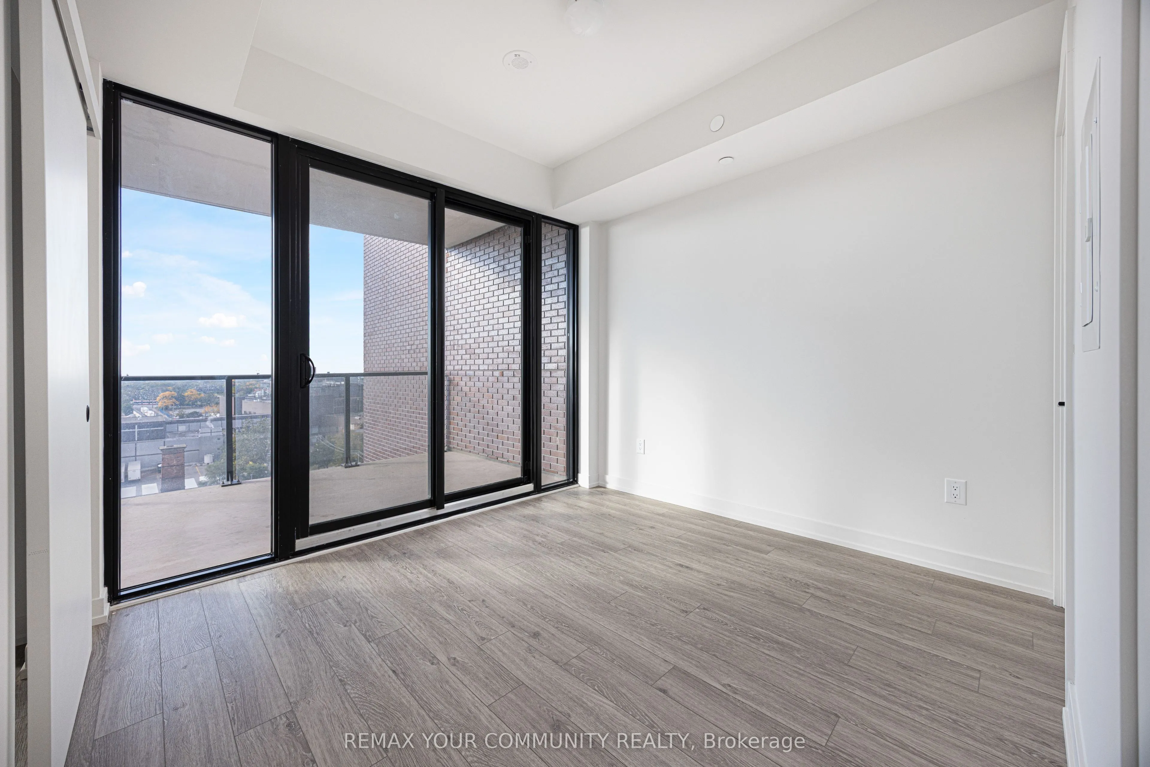 181 Sterling Road #1005