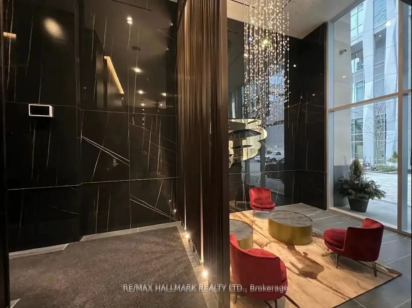 11 Yorkville Avenue #2006