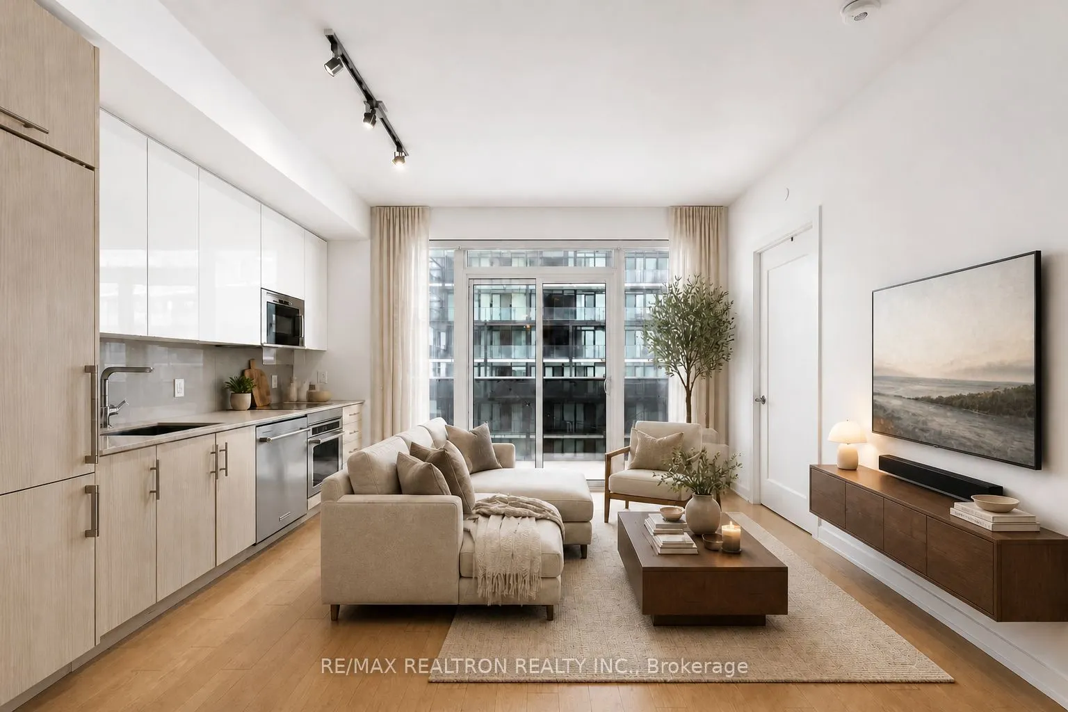 330 Richmond Street W #2203