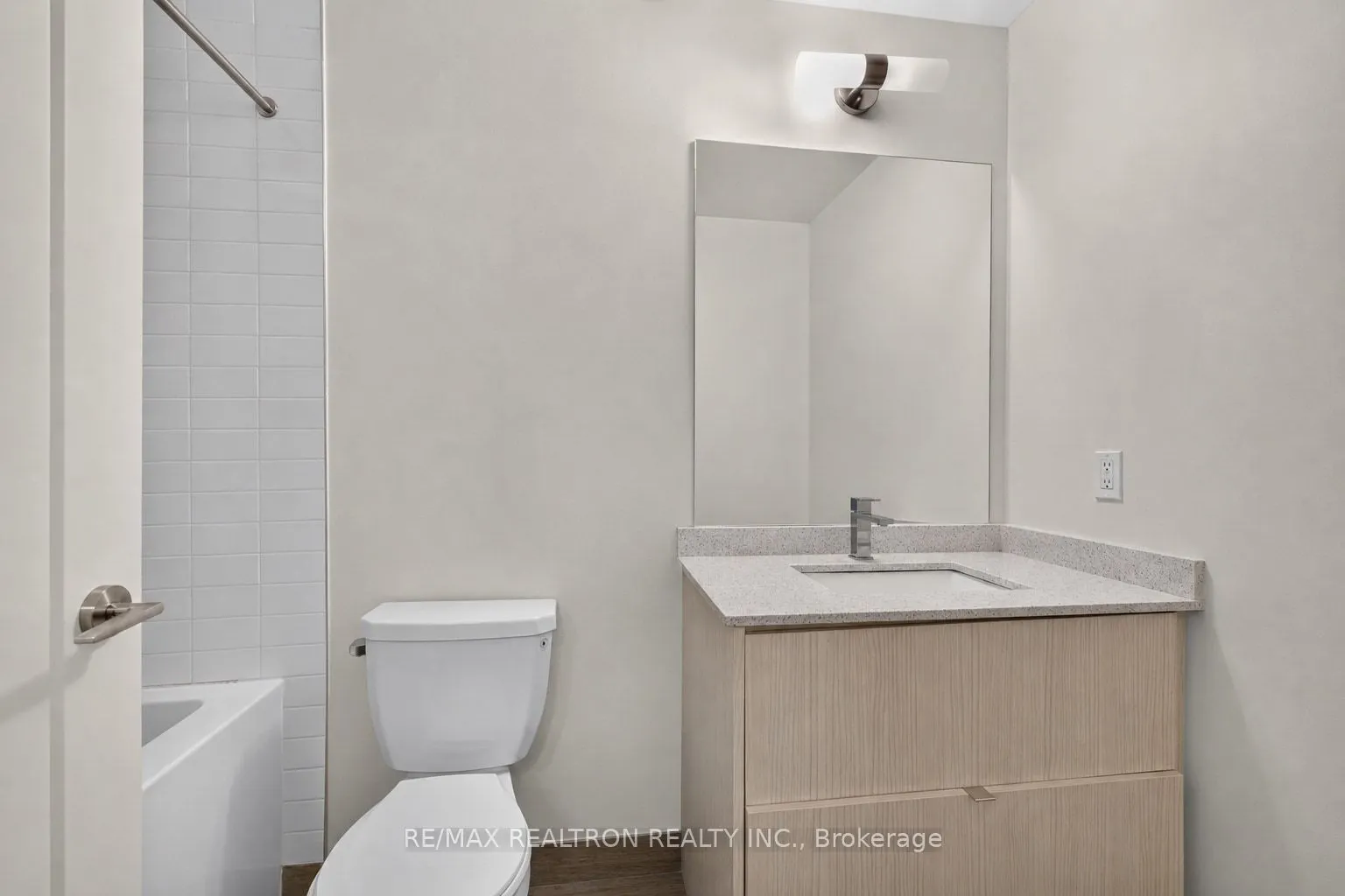 330 Richmond Street W #2203