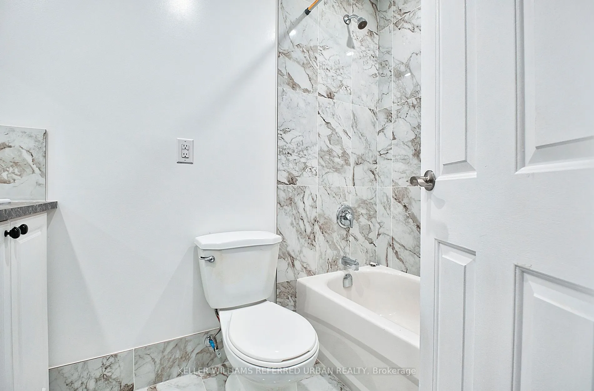 523 Bloor Street W #1