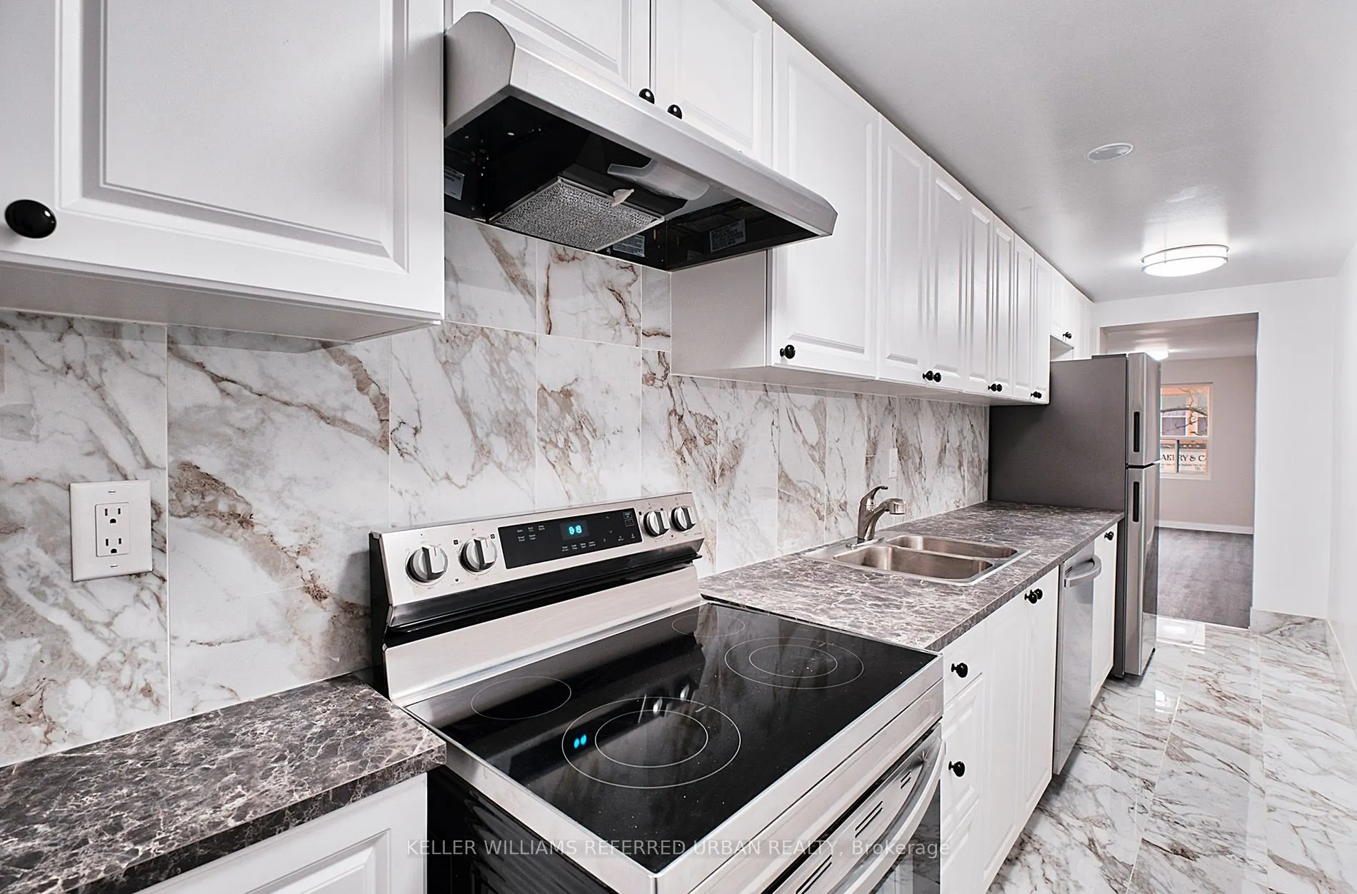 523 Bloor Street W #1