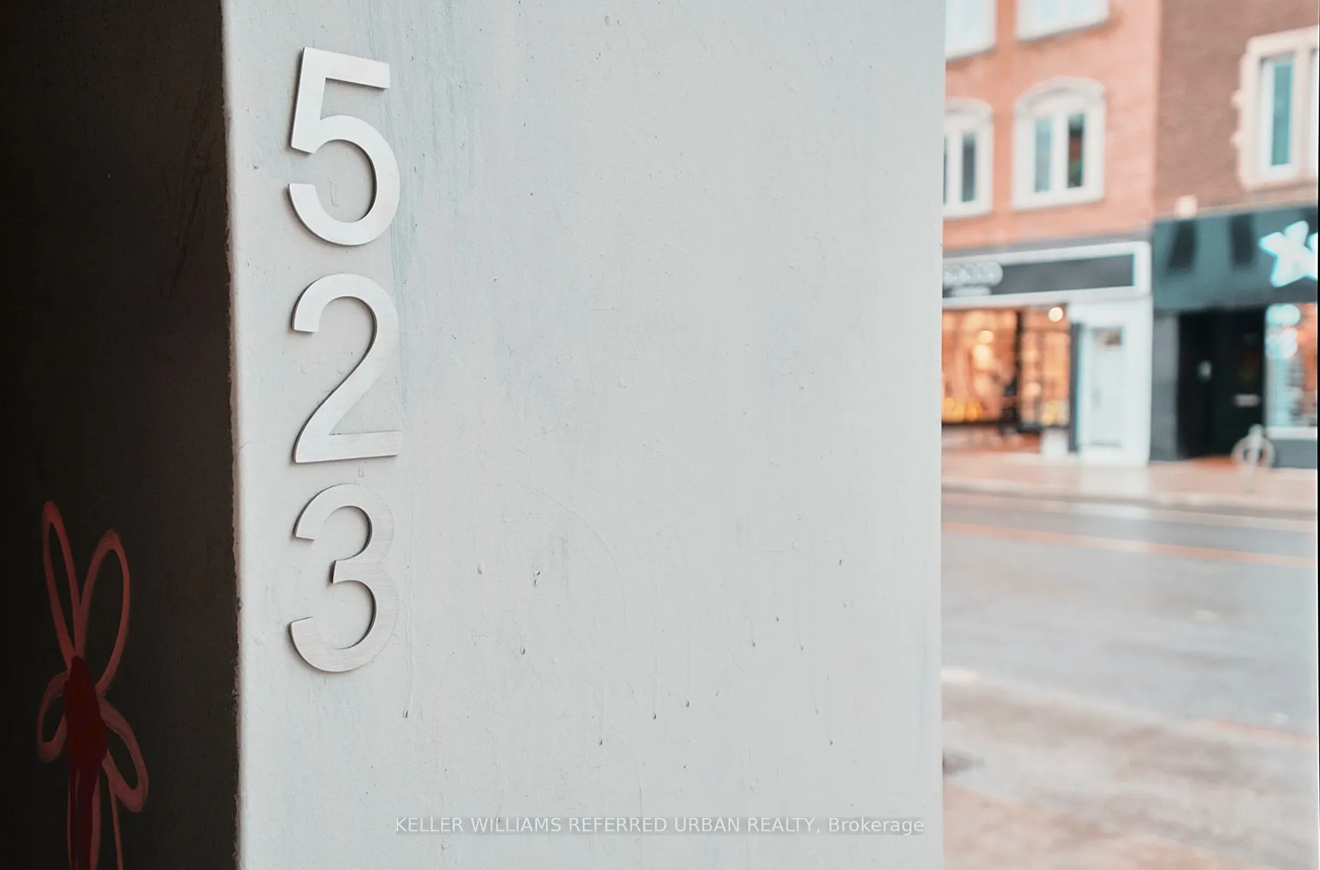 523 Bloor Street W #1