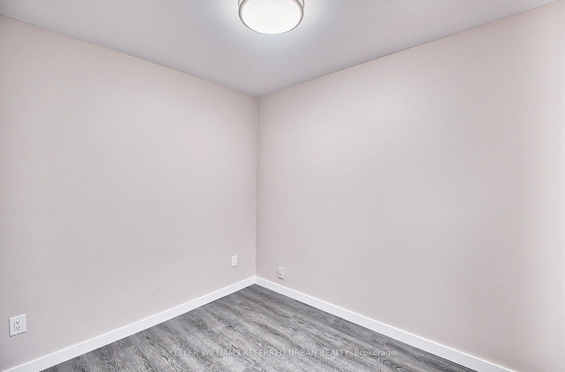 523 Bloor Street W #1
