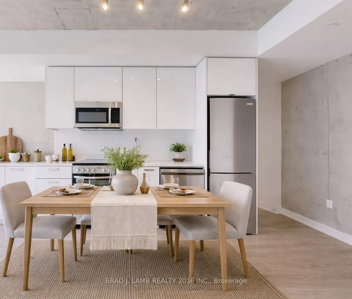 284 King Street E #1302
