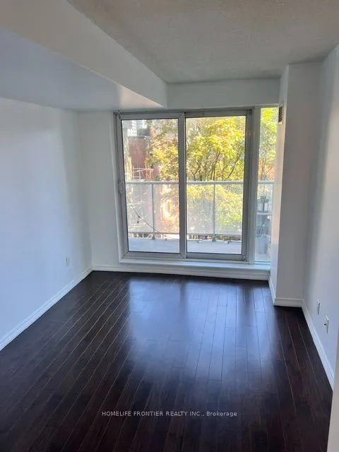 230 King Street #601
