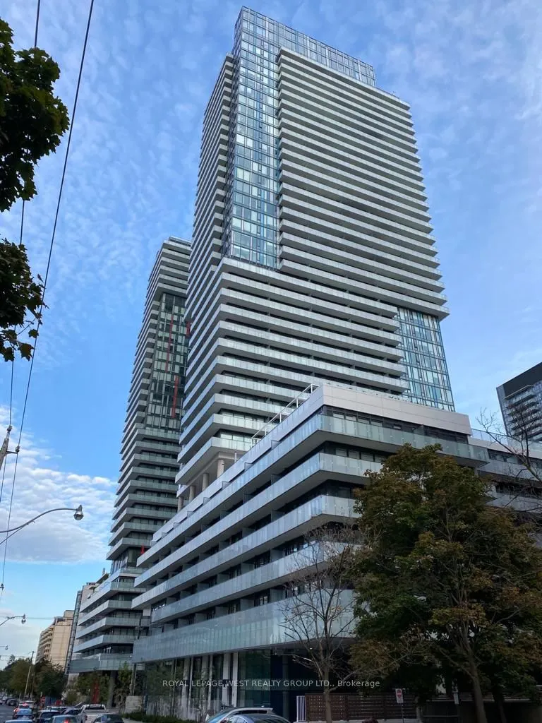 161 ROEHAMPTON Avenue #217