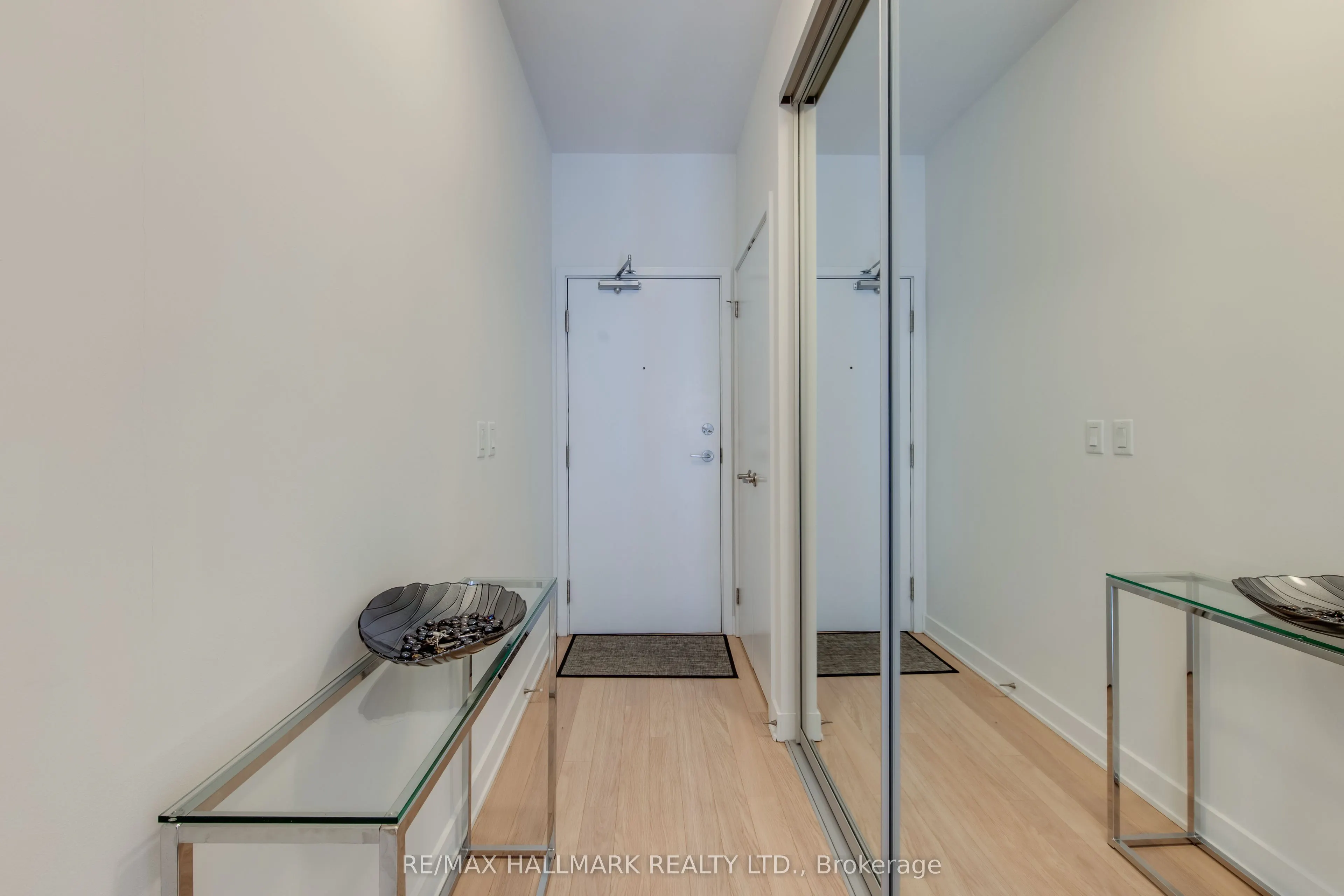 32 Camden Street #702
