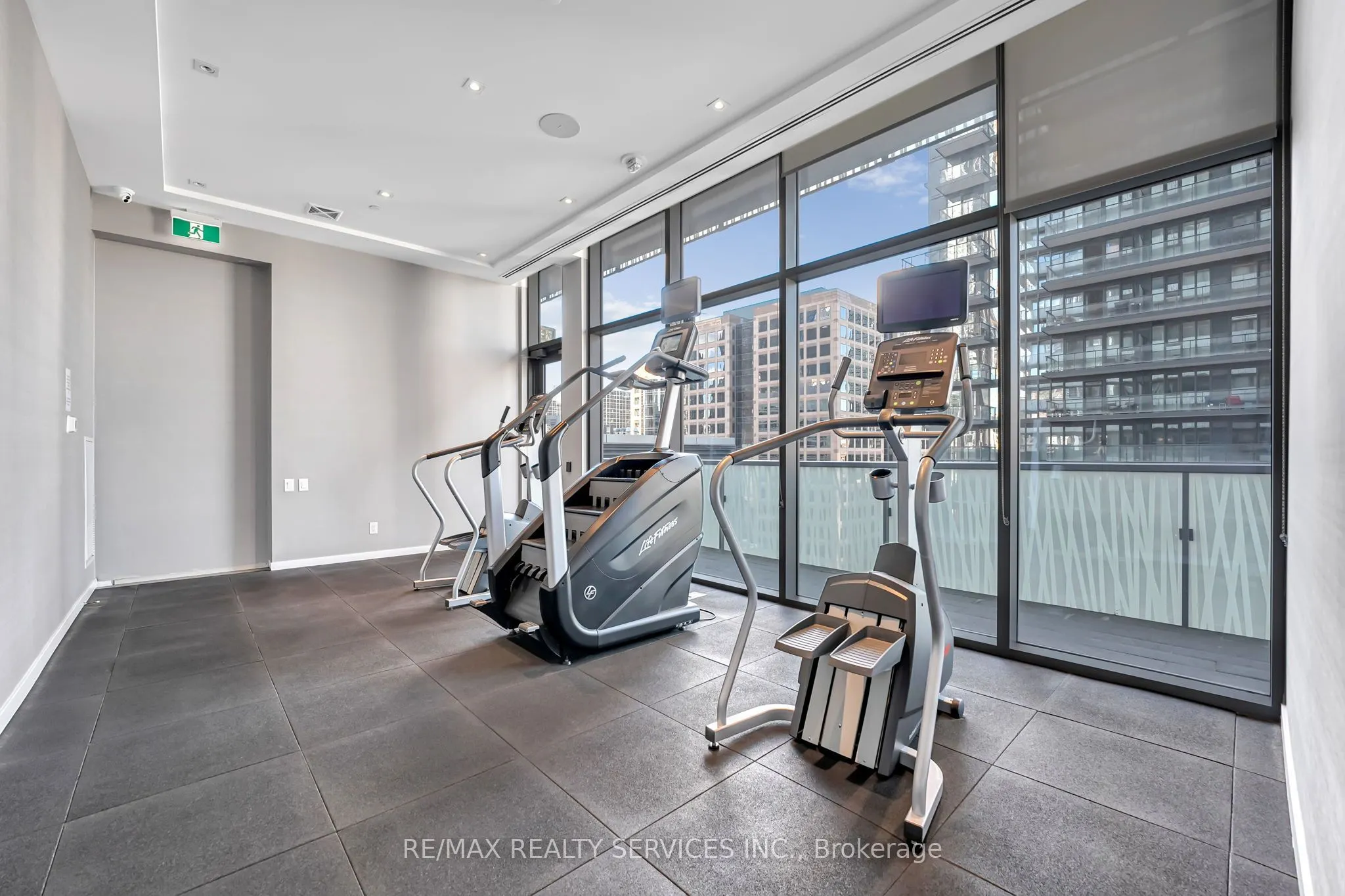 50 Charles Street E #711