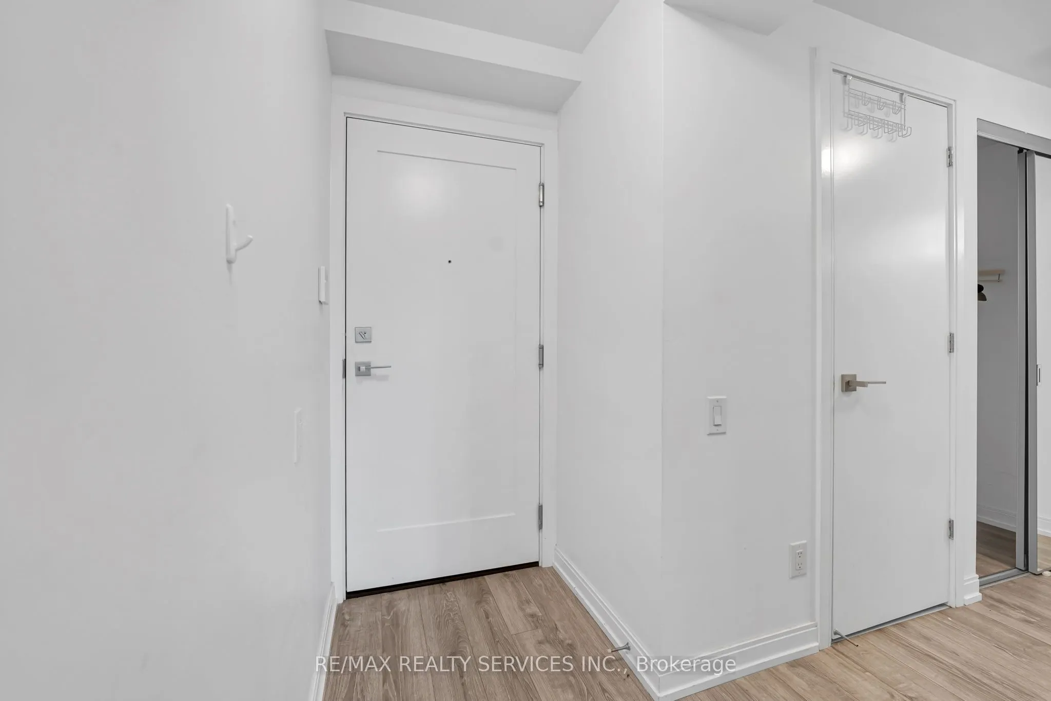 50 Charles Street E #711