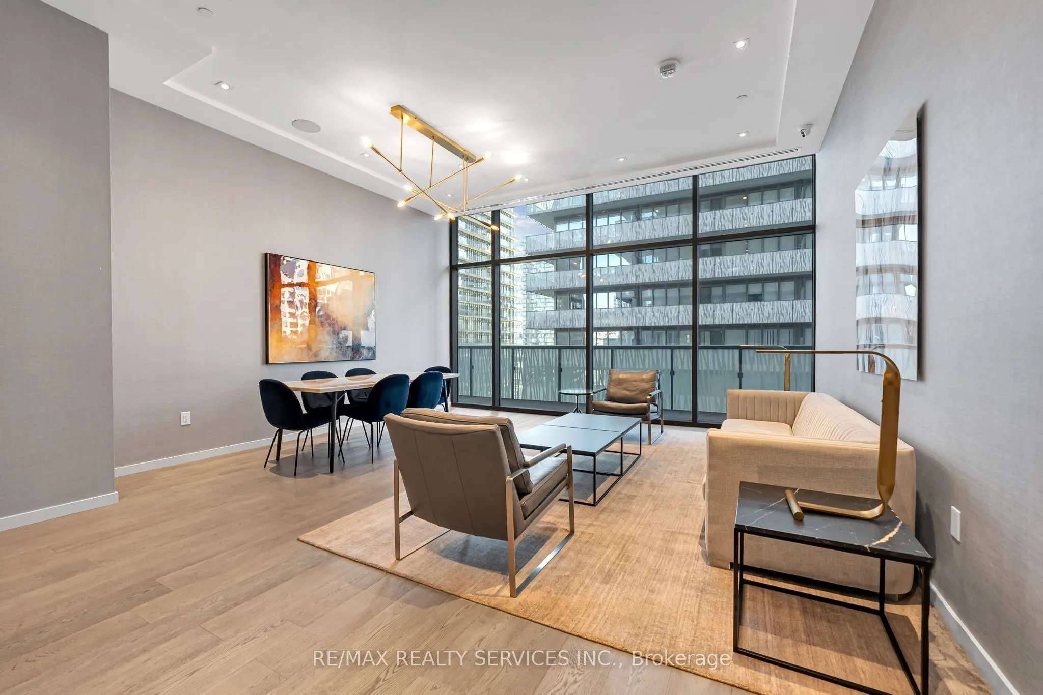 50 Charles Street E #711