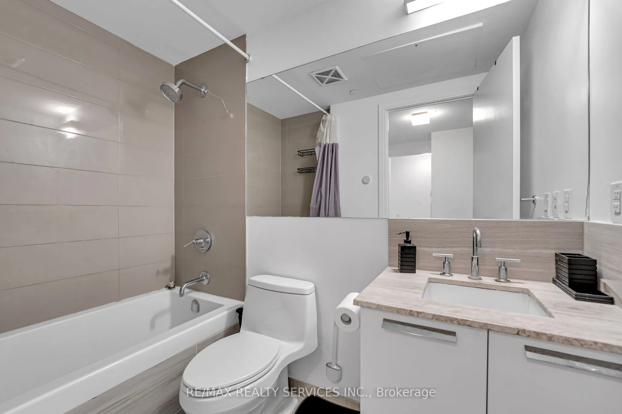 50 Charles Street E #711