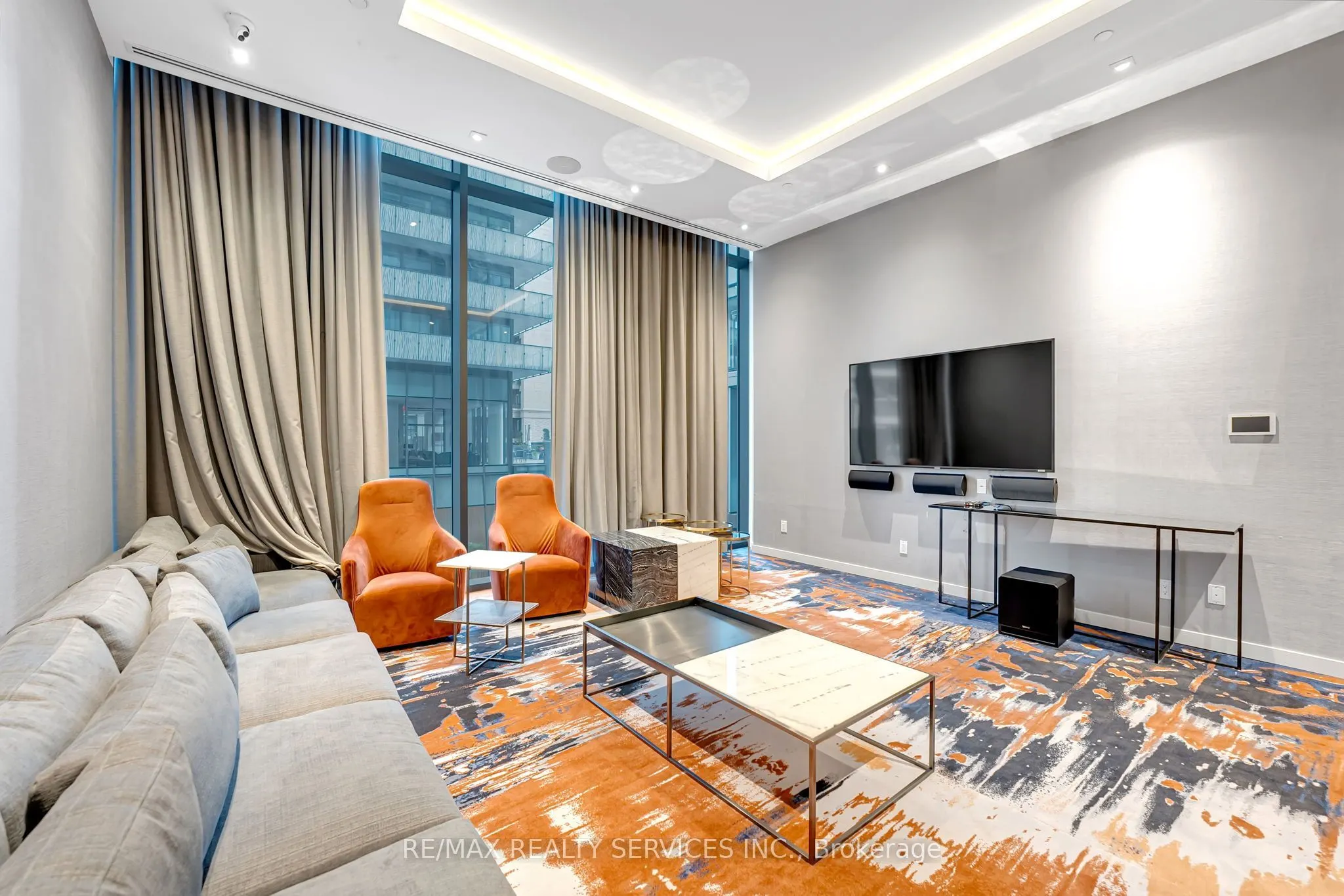 50 Charles Street E #711