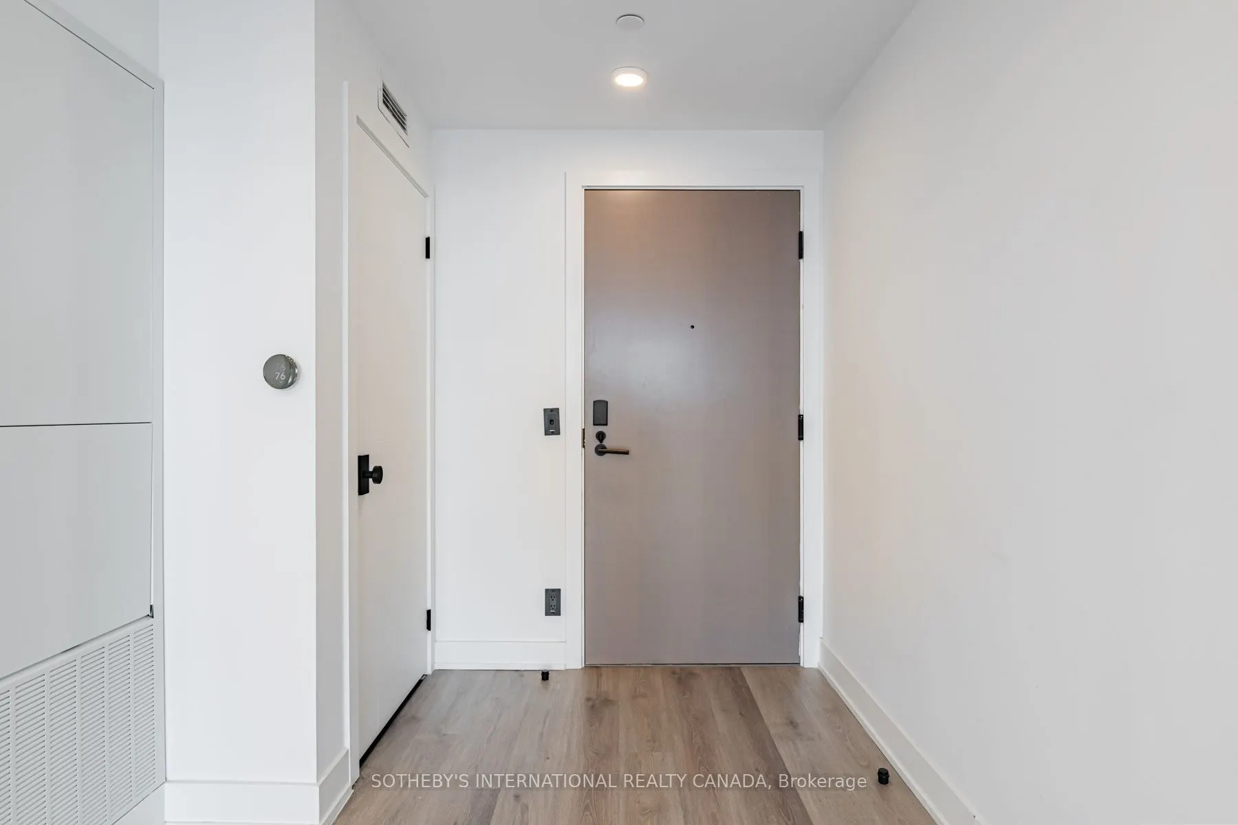 30 Mutual Street #E3005
