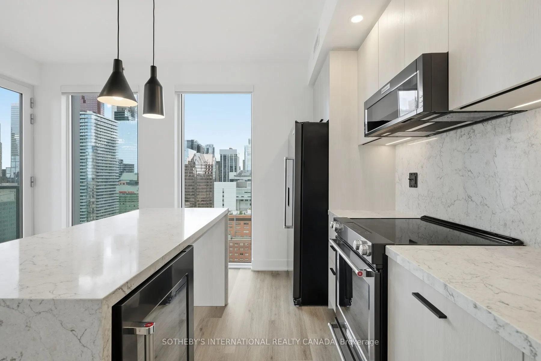 30 Mutual Street #E2909