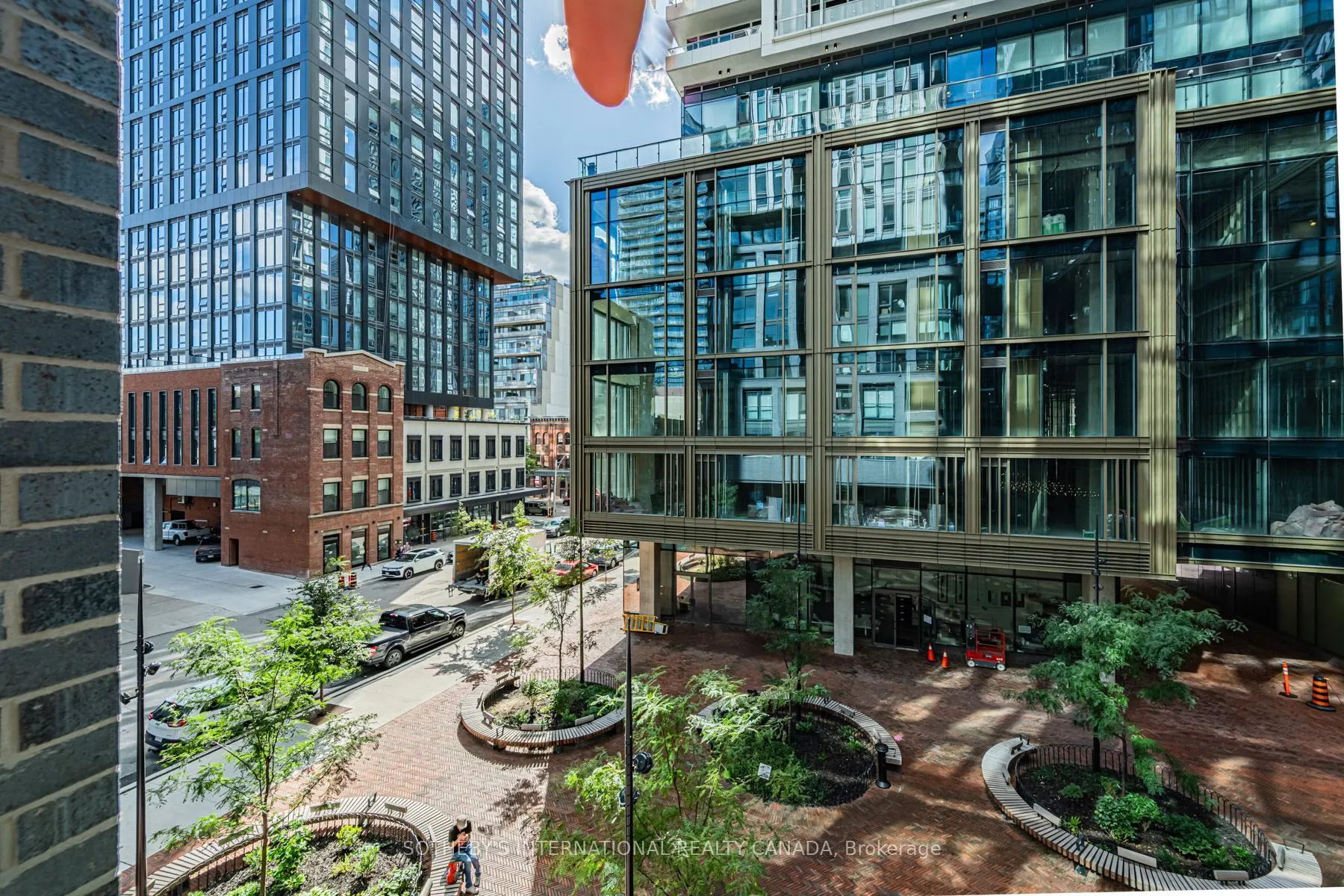 30 Mutual Street #E1003