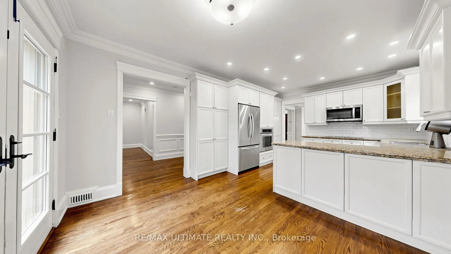 776 Spadina Road
