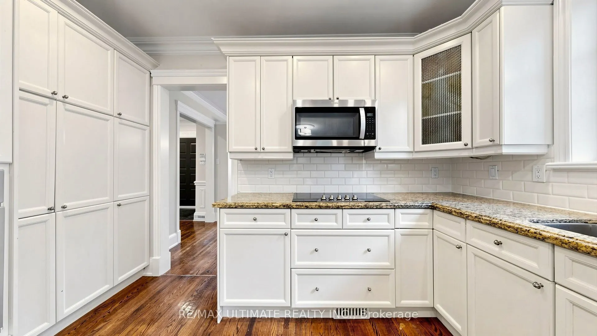 776 Spadina Road