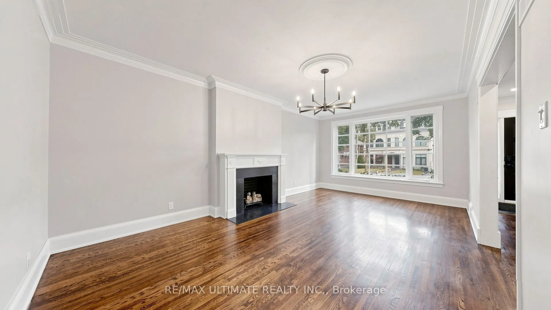 776 Spadina Road