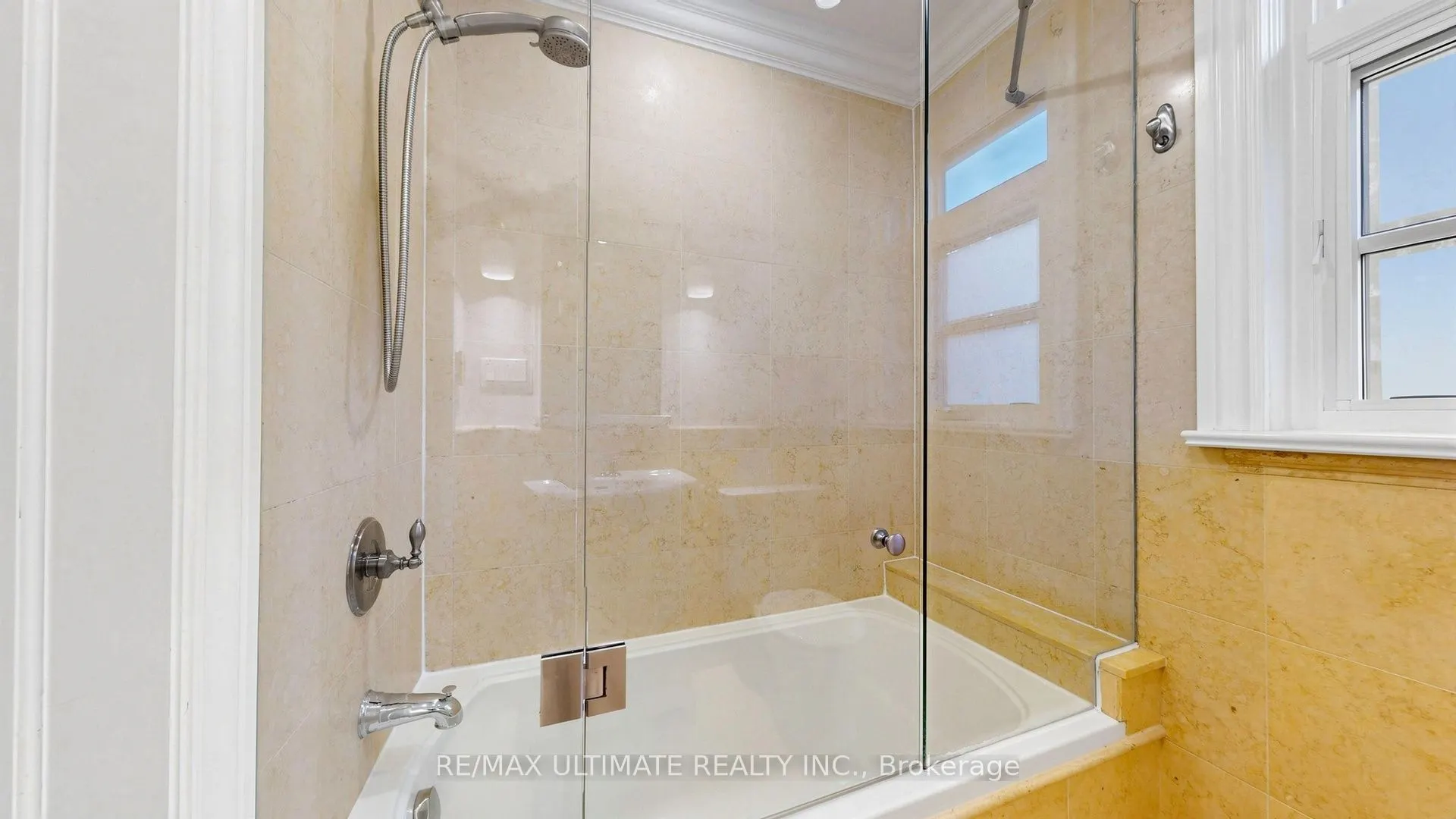 776 Spadina Road