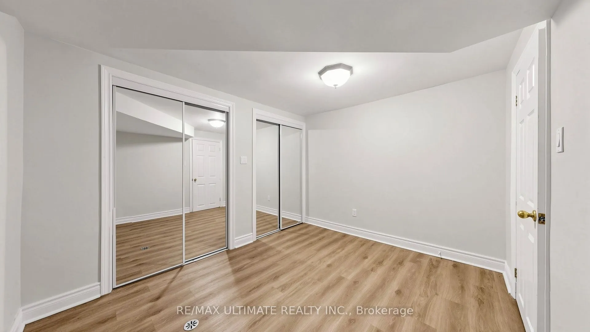 776 Spadina Road
