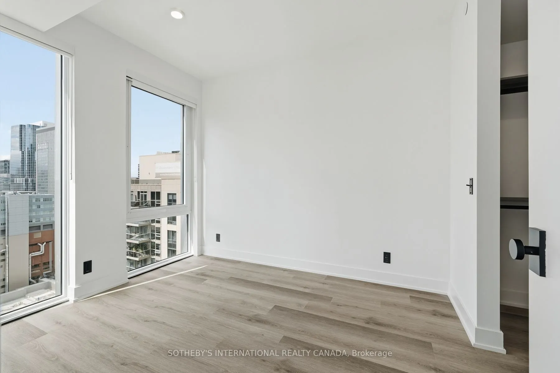 25 Dalhousie Street #W2806