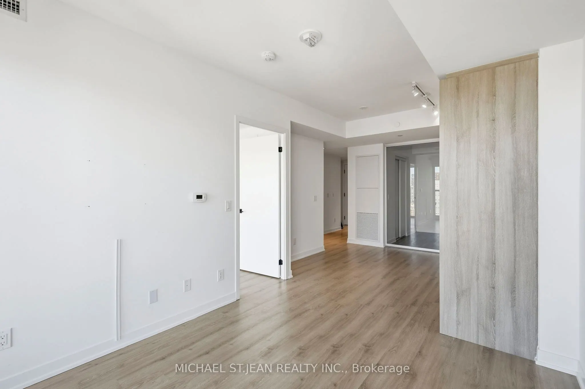 319 Jarvis Street #4807