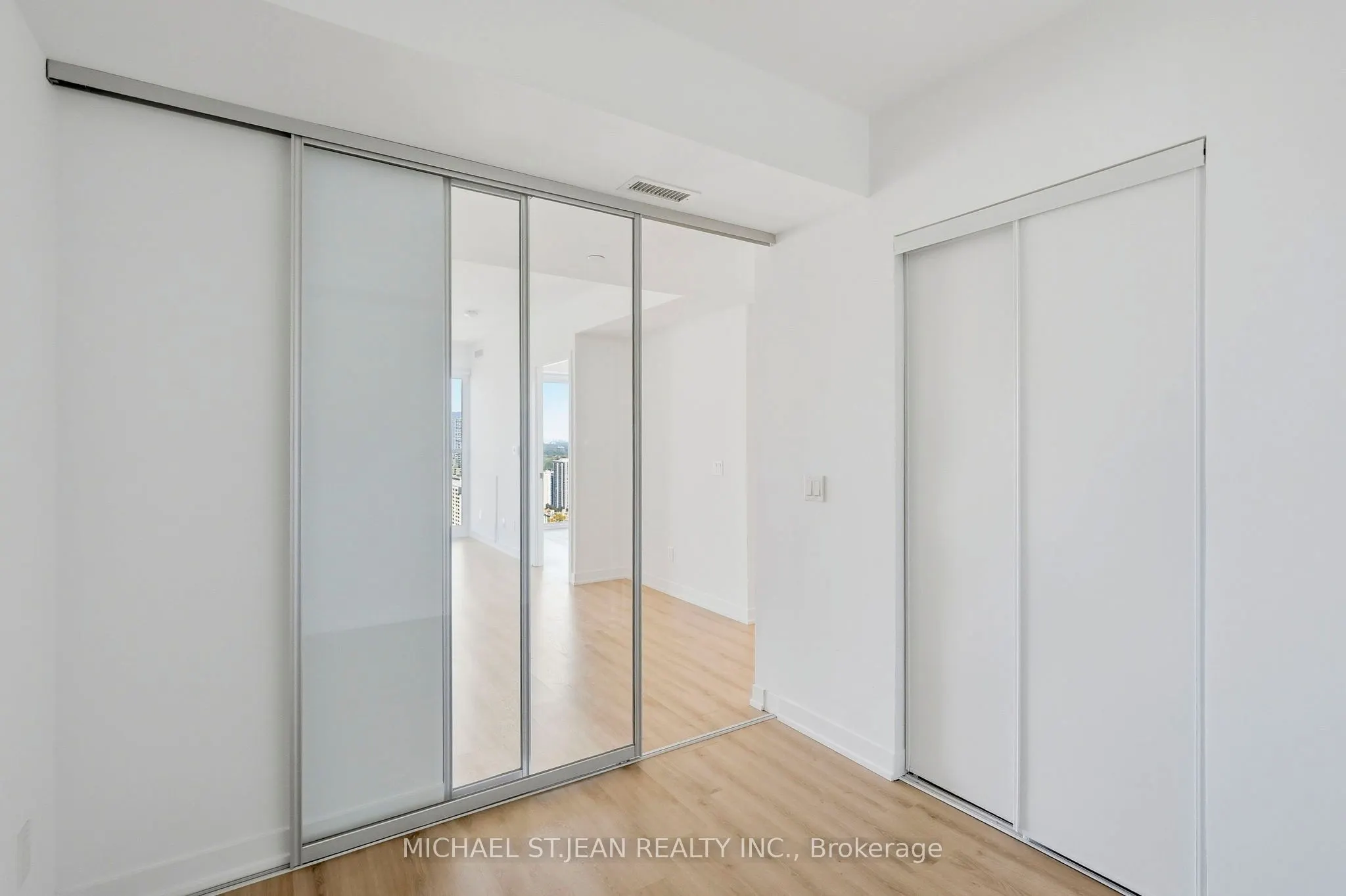 319 Jarvis Street #4807