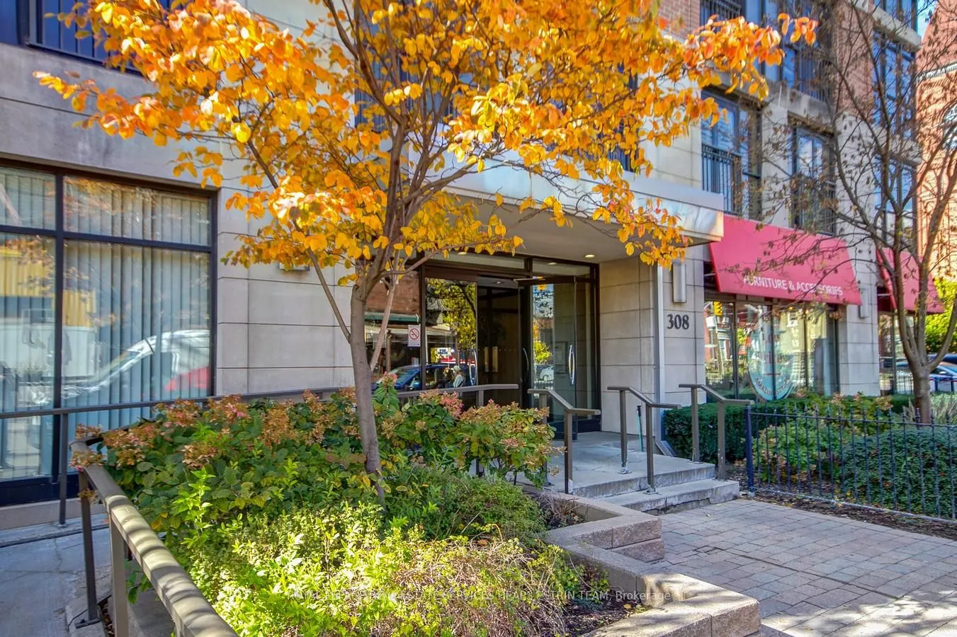308 Palmerston Avenue #PH12