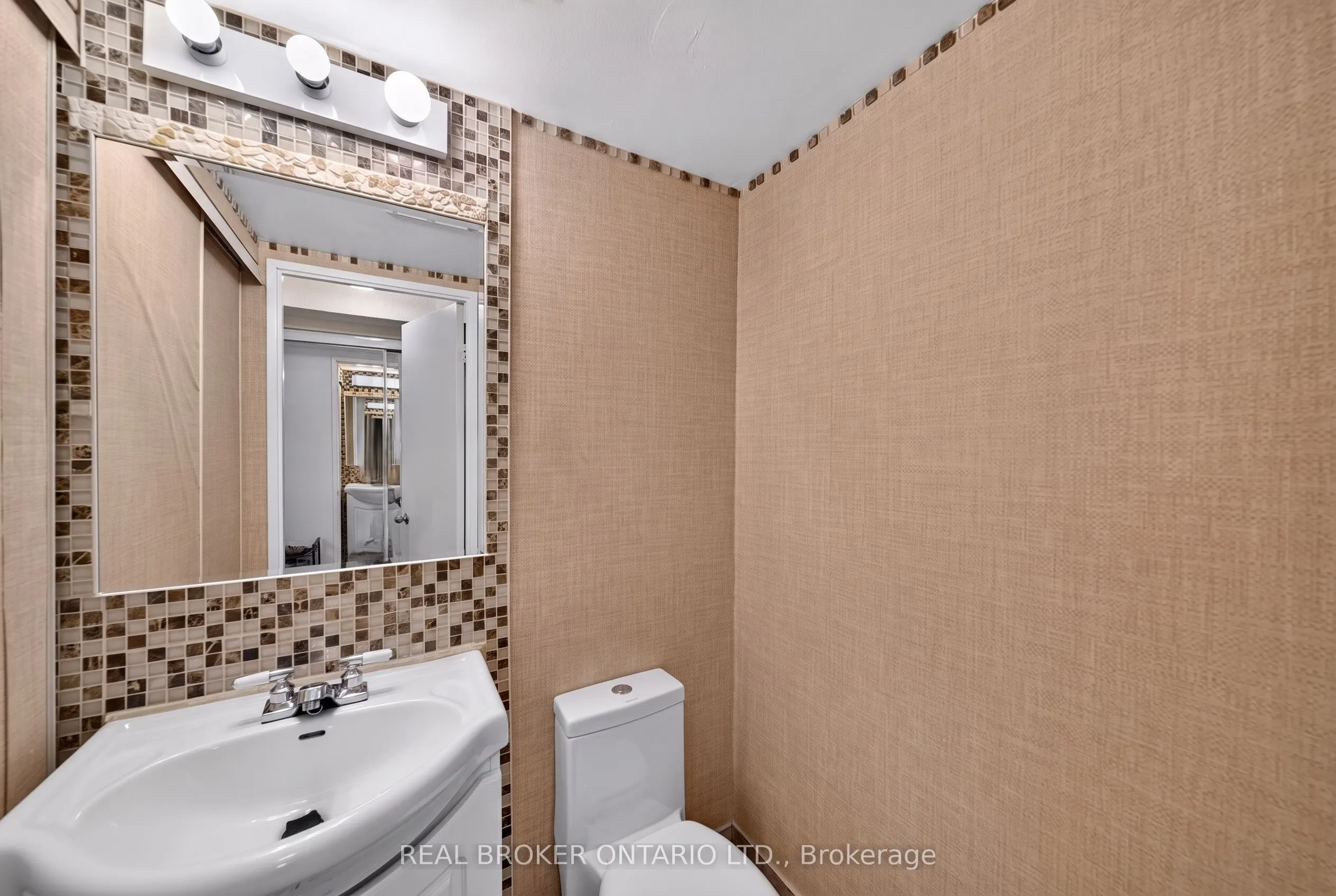 5795 Yonge Street #312