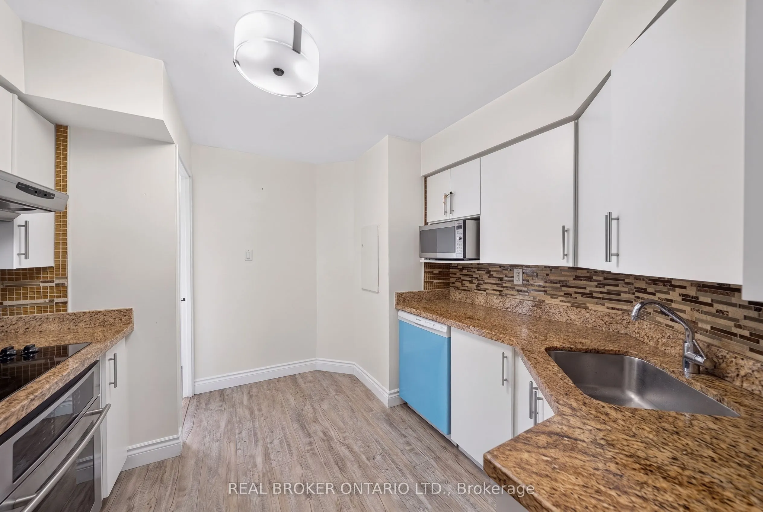 5795 Yonge Street #312