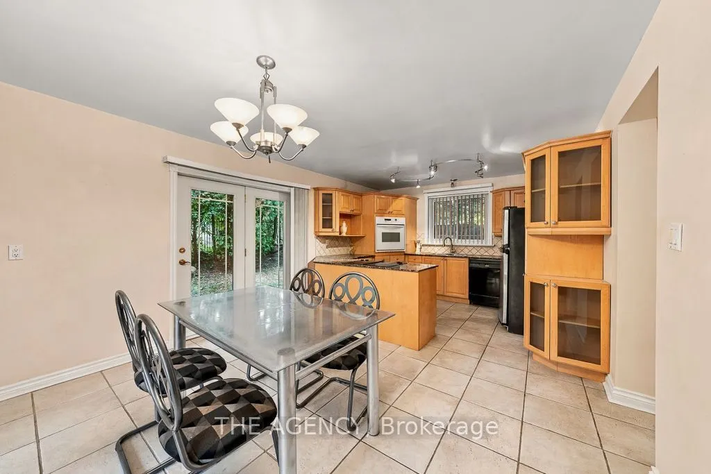 48 Silvergrove Road