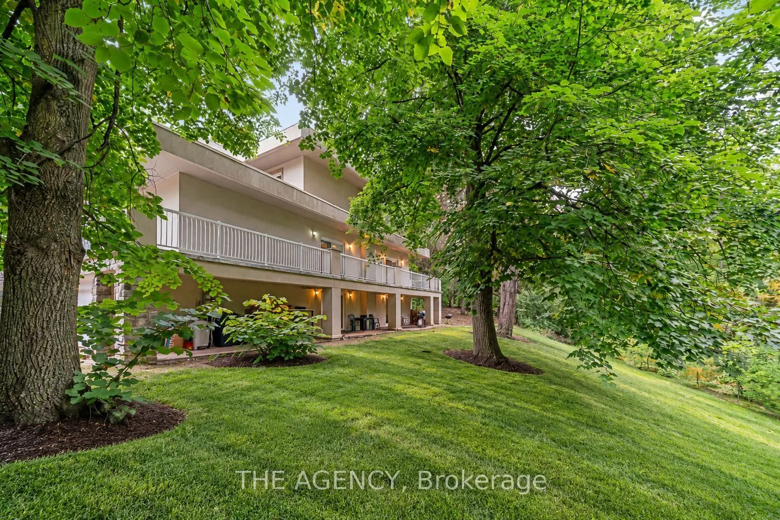 48 Silvergrove Road