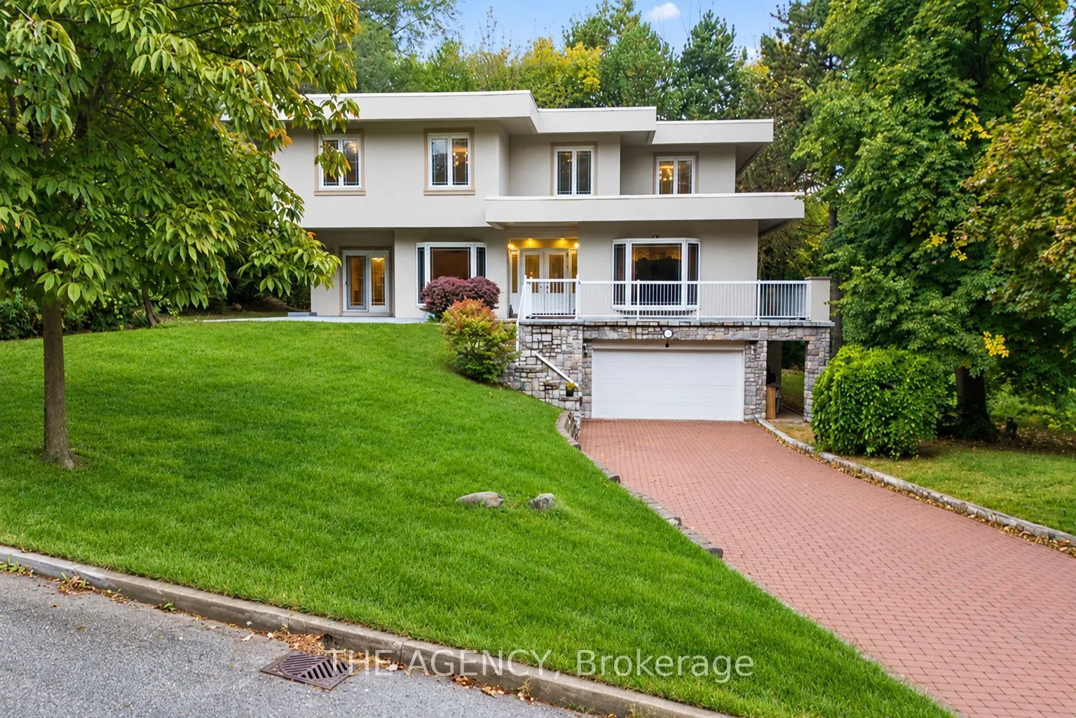 48 Silvergrove Road