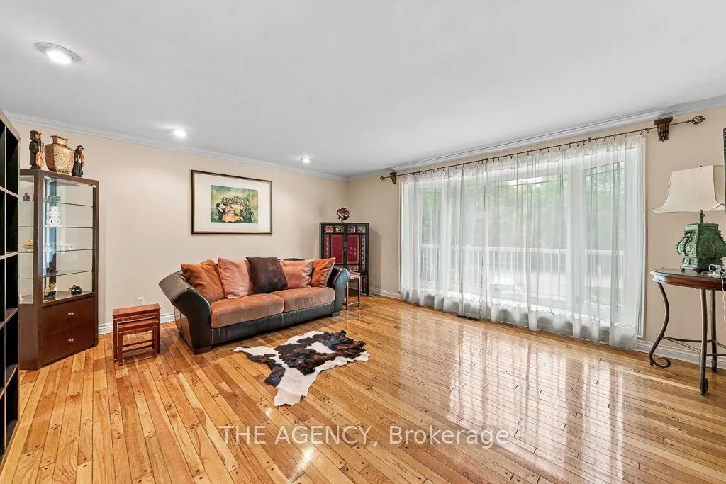 48 Silvergrove Road