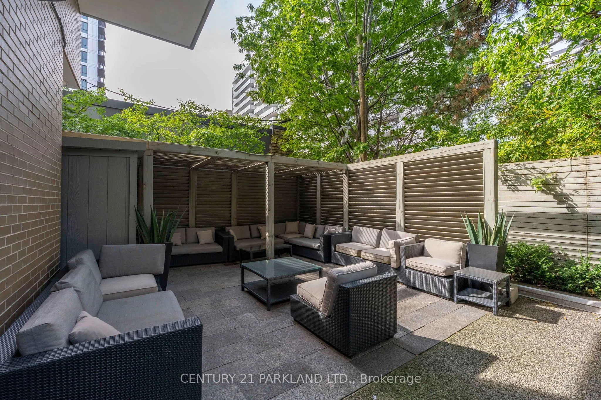 68 Merton Street #707