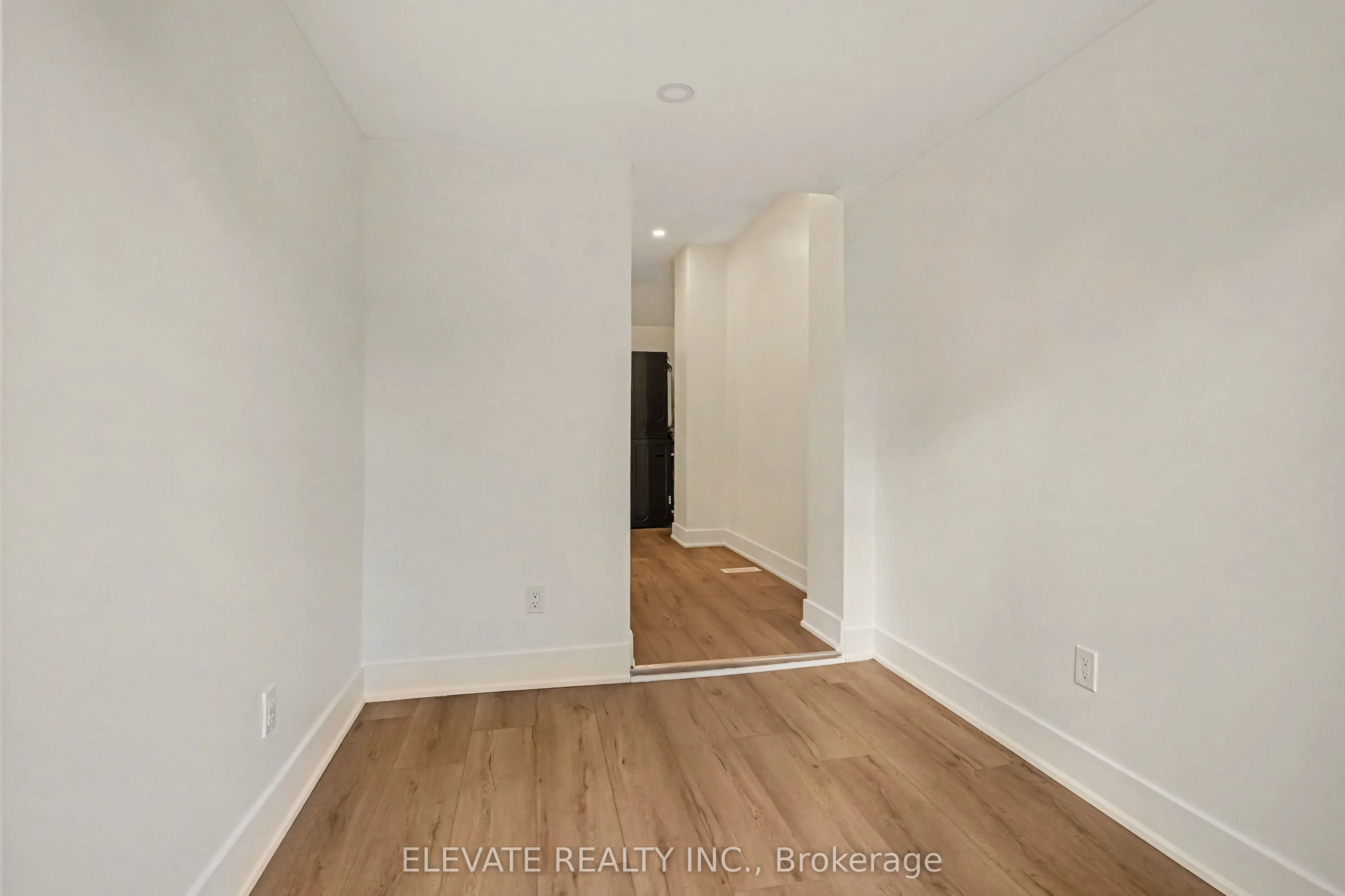 617 Clinton Street #Main