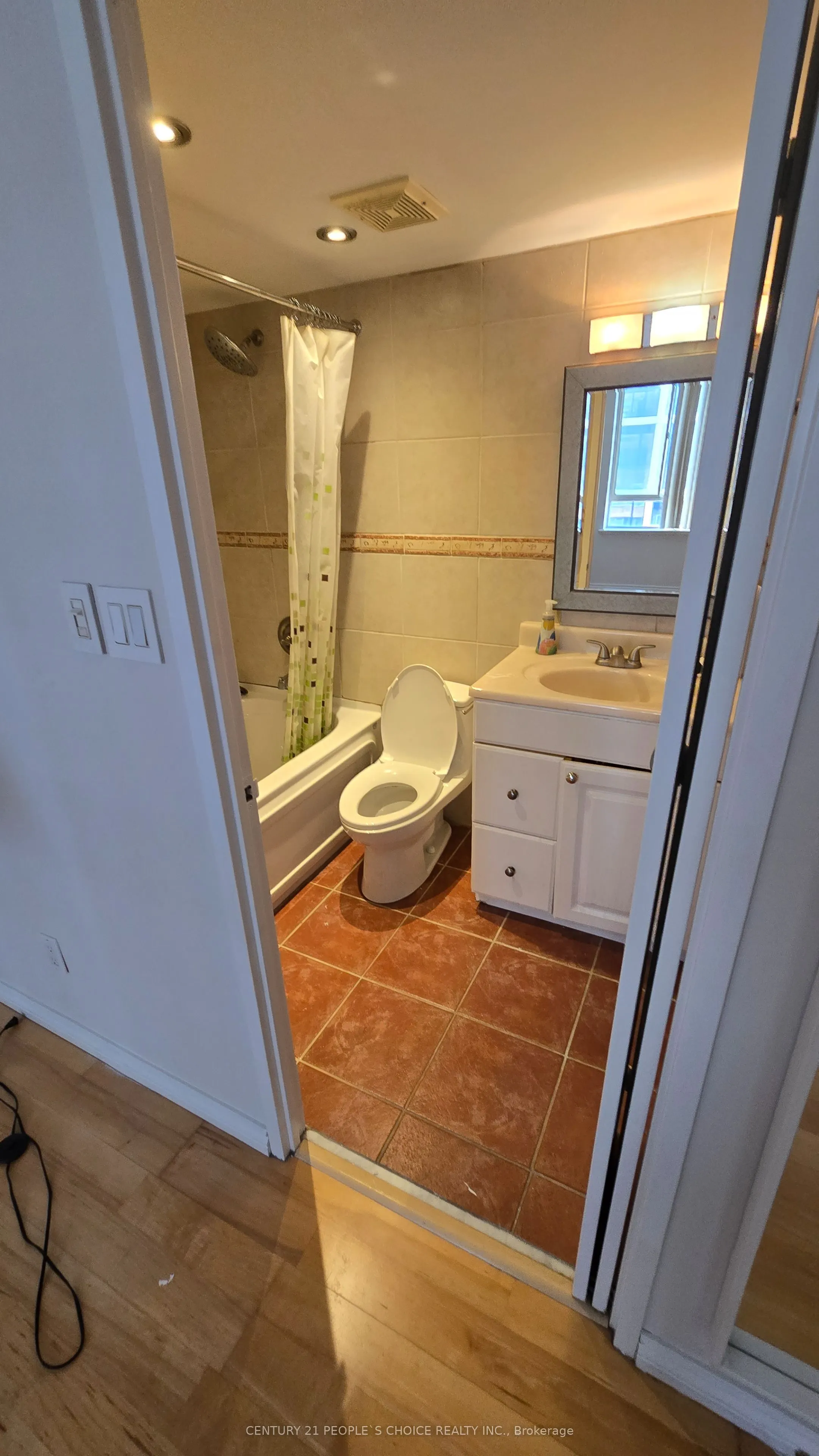 633 Bay Street #2604