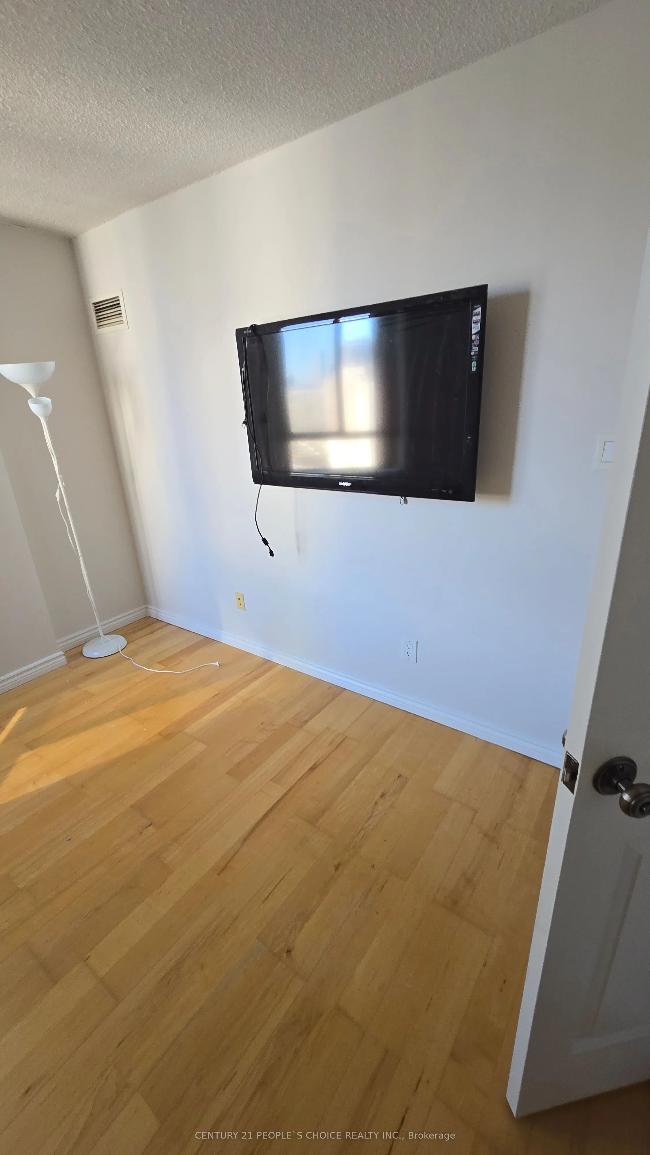 633 Bay Street #2604