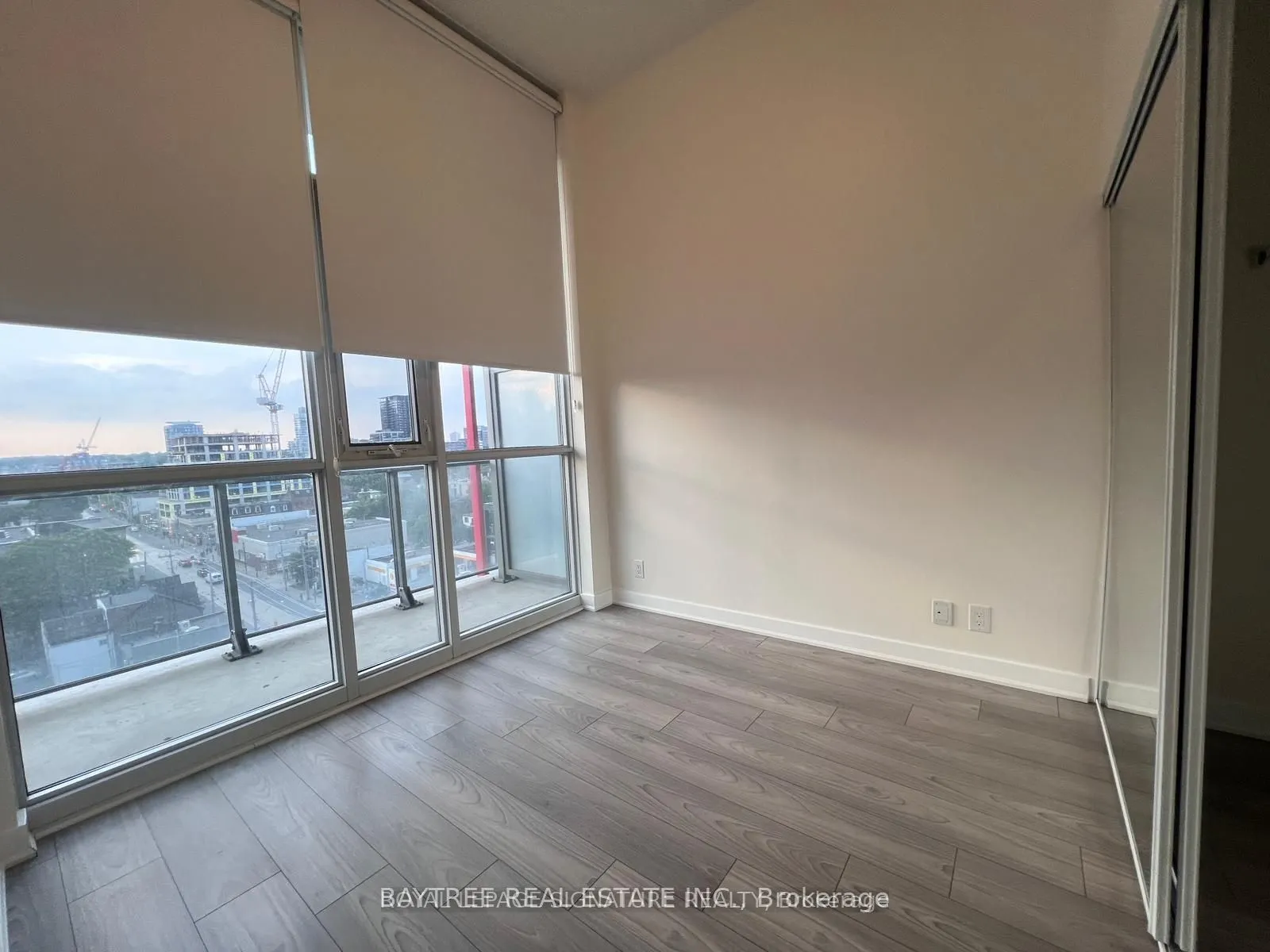 120 Parliament Street #904