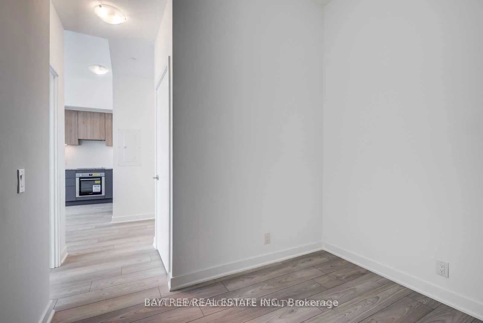 120 Parliament Street #904