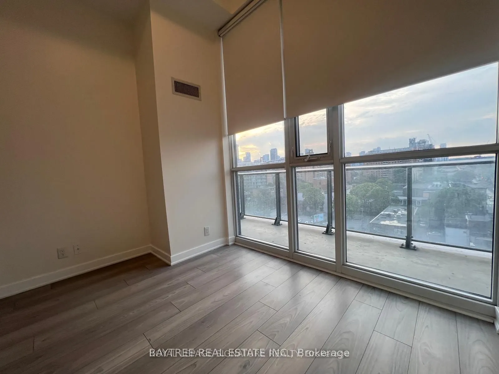 120 Parliament Street #904