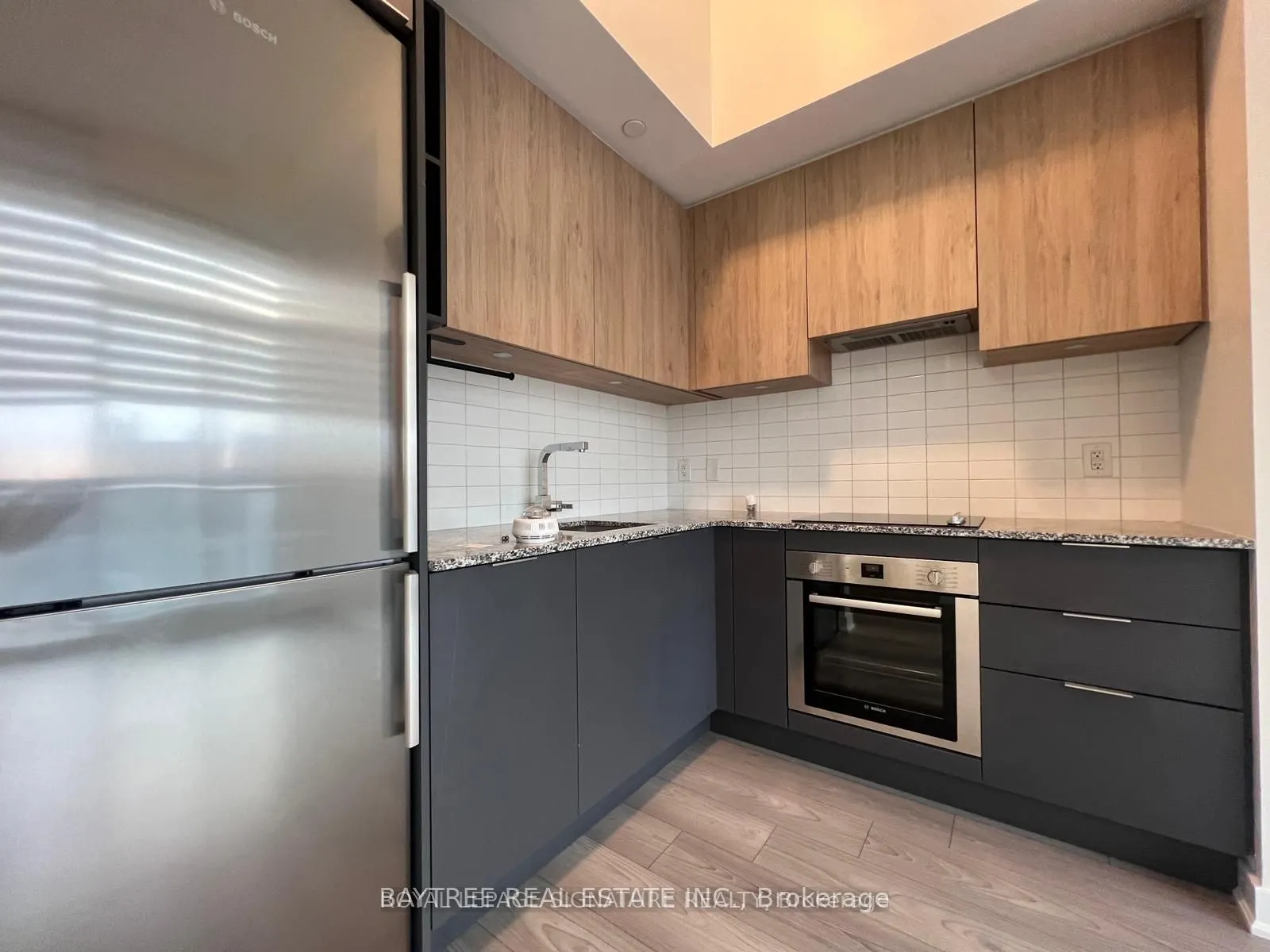 120 Parliament Street #904