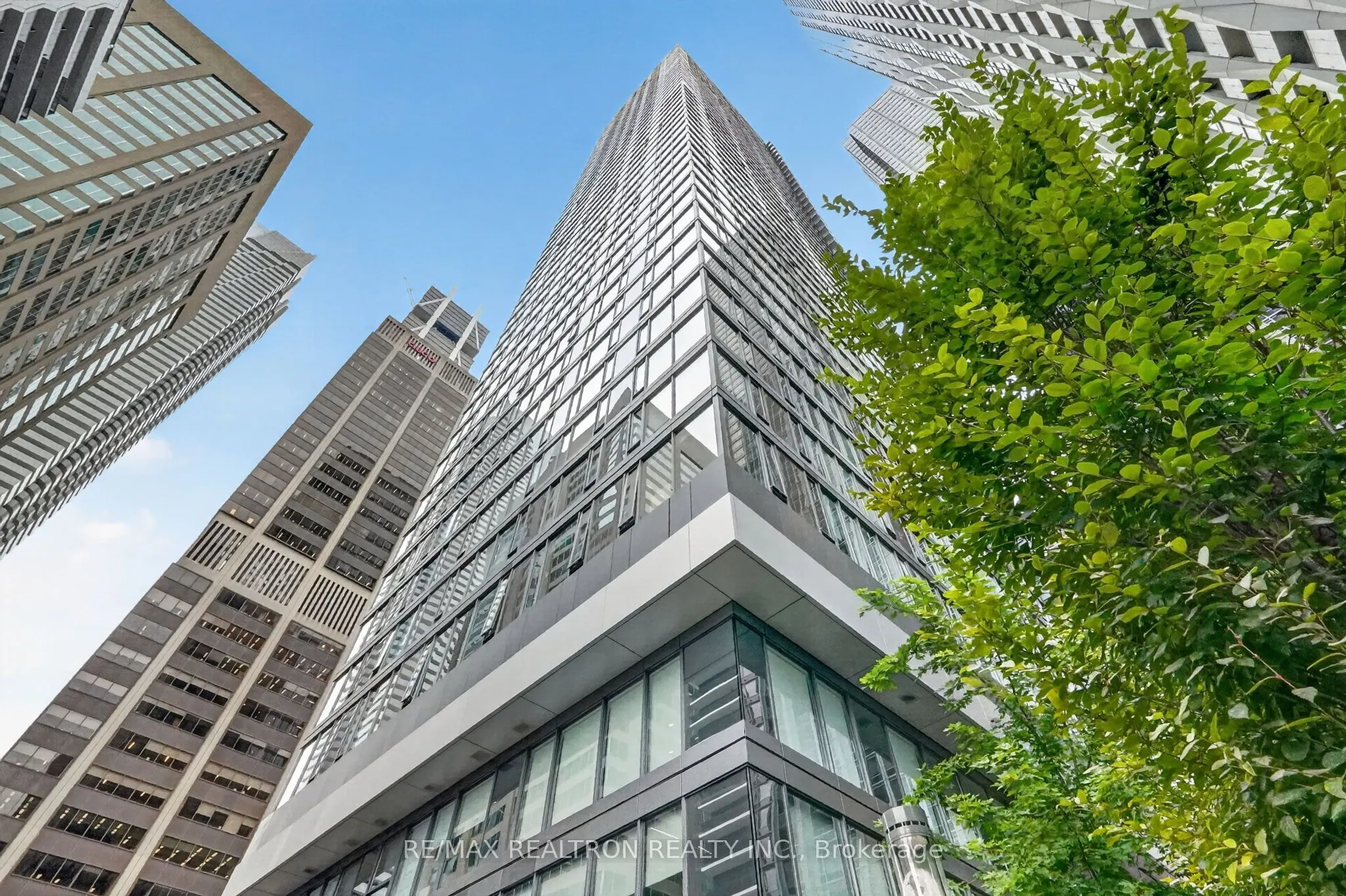 8 Cumberland Street #1205