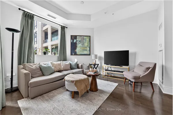 23 Glebe Road W #802