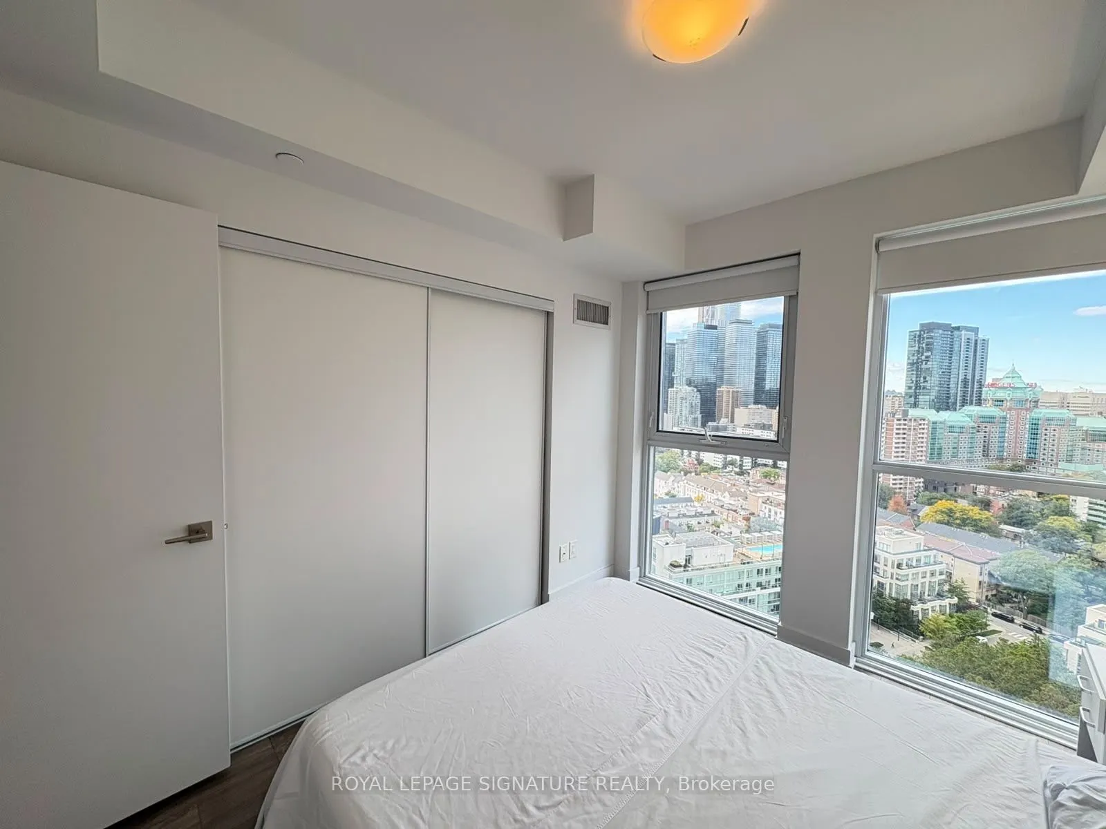 159 Wellesley Street #2210