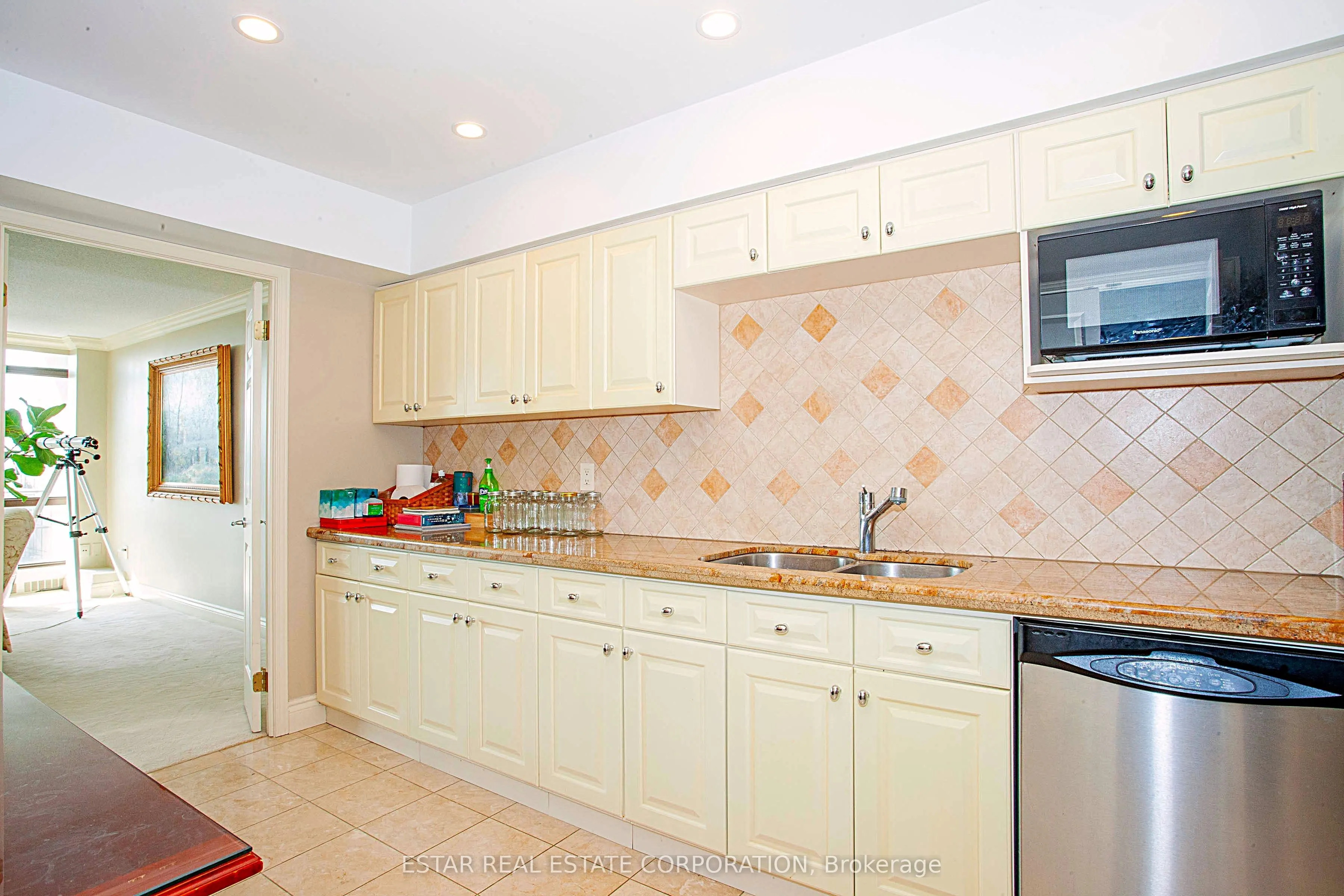 3300 Don Mills Road #PH09