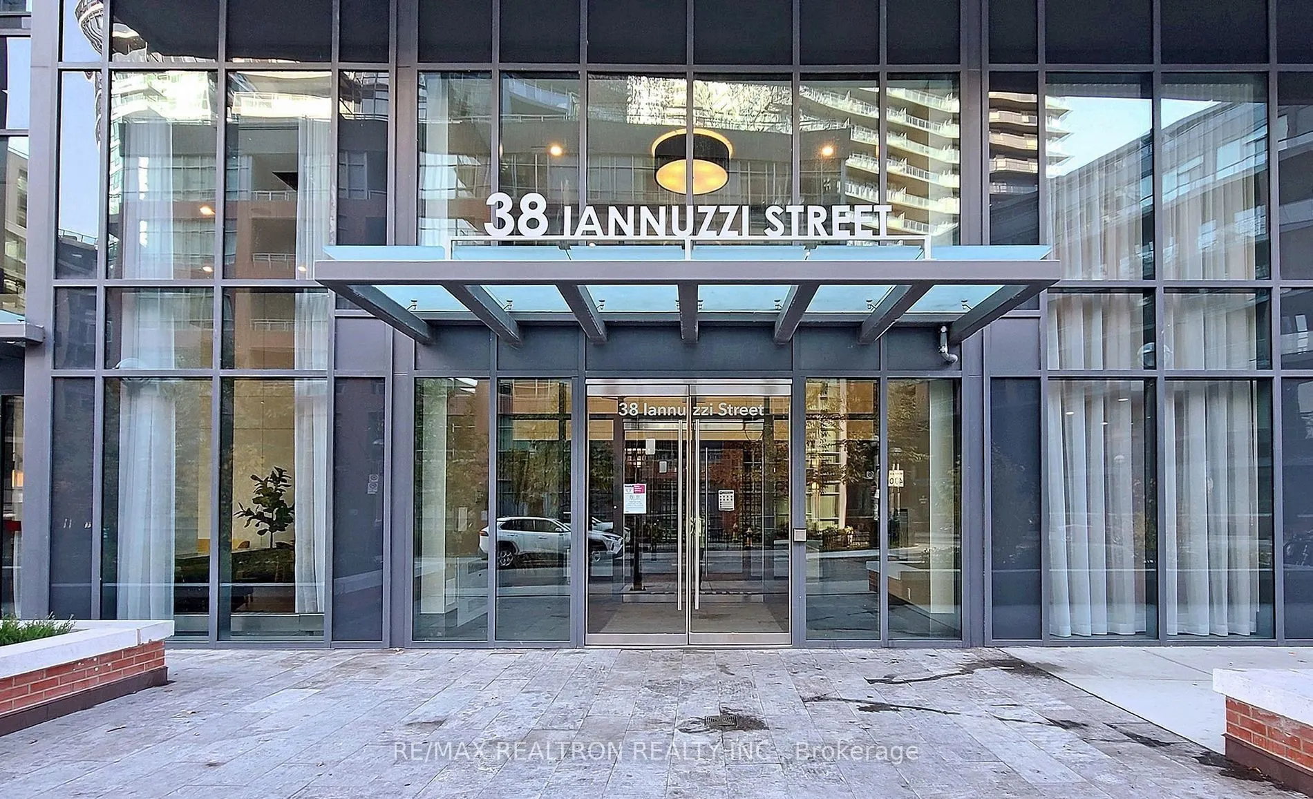 38 Iannuzzi Street #1503